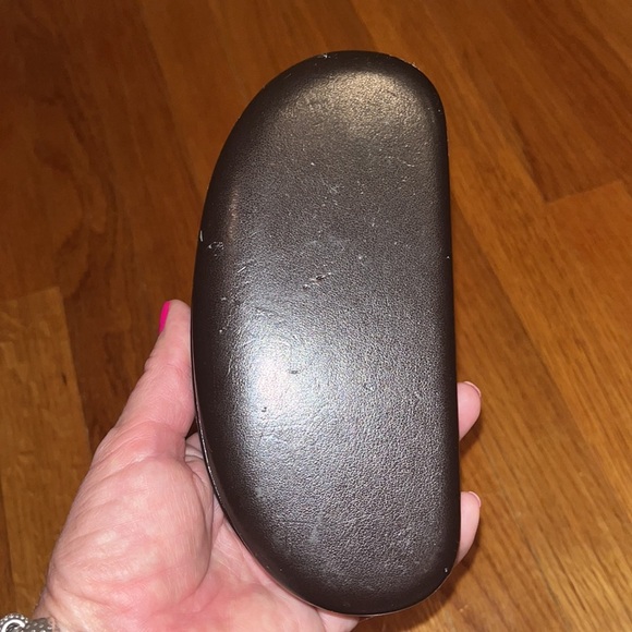 Michael Kors Brown large sunglass or eyewear case - Picture 6 of 9